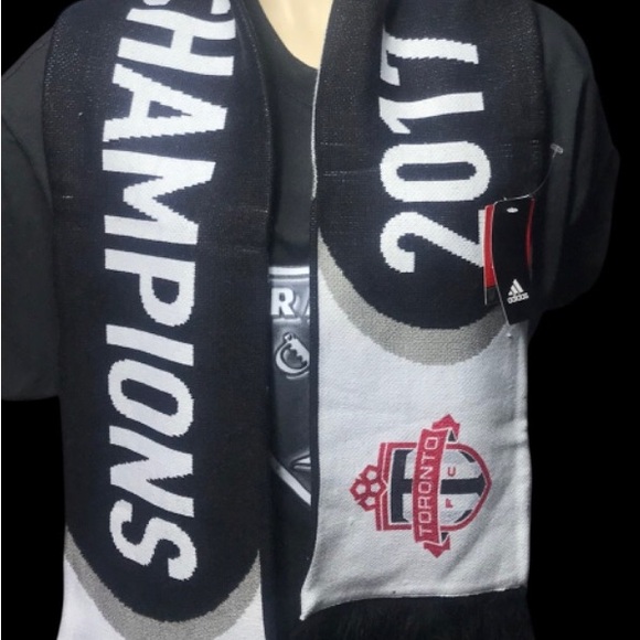 Other - 2017 Mles Cup Champions Adidas Toronto FC Champions Scarf